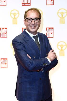 Alexander Dobrindt bei der 41. Verleihung Das Goldene Lenkrad im Axel-Springer-Haus. Berlin, 08.11.2016 Foto:xF.xKernx xFuturexImage