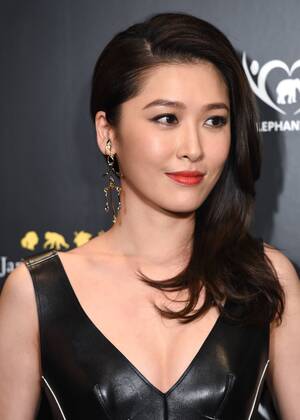 November 10, 2016 - Hong Kong, Hong Kong S.A.R, China - Niki Chow ,Hong Kong actress and Cantopop singer, attends the The ÒHope for Wildlifeà Gala Dinner to raise awareness for the plight of endangered animals the world over..10th November 2016. Photo by . Hong Kong China - ZUMAr144 20161110_zap_r144_007