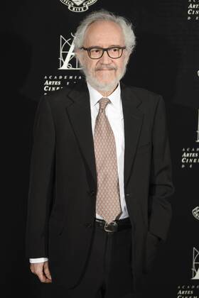 Emilio Martínez-Lázaro attends to the photocall during the delivery of the Golden Medal of the Spanish Cinema Academic to Santiago Segura at Ritz Hotel in Madrid. November 18, Spain. 2016.  (20161118004)