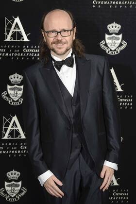 Santiago Segura attends to the photocall during the delivery of the Golden Medal of the Spanish Cinema Academic to Santiago Segura at Ritz Hotel in Madrid. November 18, Spain. 2016.  (20161118044)