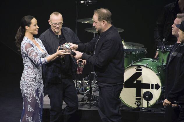 Nandini Mitra und Die Fantastischen Vier bei der Verleihung des Deutschen Nachhaltigkeitspreises 2016 im Maritim Hotel. Düsseldorf, 25.11.2016 Foto:xF.xKernx xFuturexImage