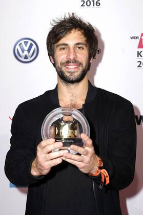 Max Giesinger bei der 17. Verleihung der1Live Krone 2016 in der Jahrhunderthalle. Bochum, 01.12.2016 Foto:xC.xHardtx xFuturexImage