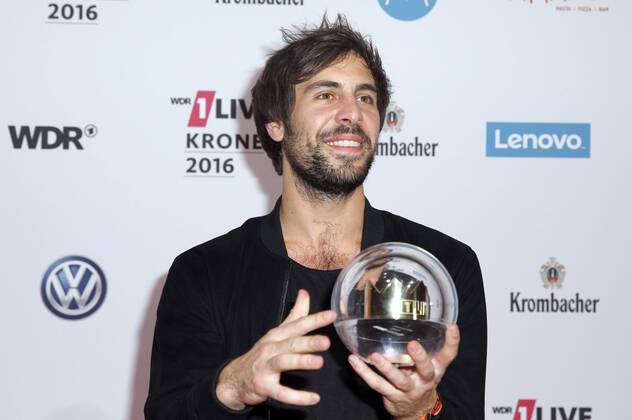 Max Giesinger bei der 17. Verleihung der1Live Krone 2016 in der Jahrhunderthalle. Bochum, 01.12.2016 Foto:xC.xHardtx xFuturexImage