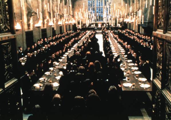 Harry Potter und der Stein der Weisen, (HARRY POTTER AND THE SORCERER S STONE) GB-USA 2001, Regie: Chris Columbus UnitedArchives00018373