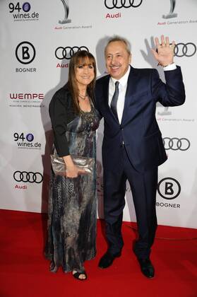 Wolfgang Stumph mit Ehefrau Christine 10 Jahre Audi Generation Award Preis, Auszeichnung Hotel Bayerischer Hof München 07. Dezember 2016