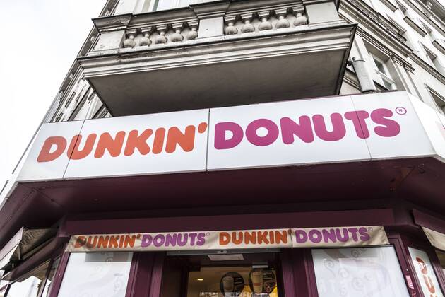 Dunkin Donuts Filiale am Hermannplatz in Berlin Neukölln Dunkin Donuts Filiale am Hermannplatz in Berlin Neukölln