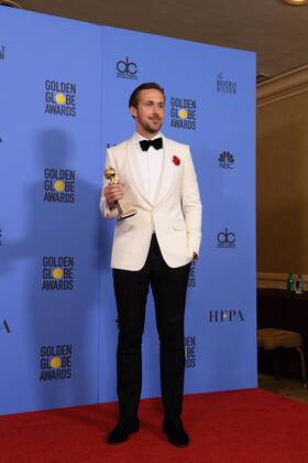 Jan 8, 2017 - Beverly Hills, California, U.S - After winning the category of BEST PERFORMANCE BY AN ACTOR IN A MOTION PICTURE COMEDY OR MUSICAL for his work in La La Land, actor RYAN GOSLING poses backstage in the press room with his Golden Globe Award at the 74th Annual Golden Globe Awards at the Beverly Hilton in Beverly Hills, CA on Sunday, January 8, 2017. Beverly Hills U.S - ZUMAz03_ 20170108_sha_z03_565