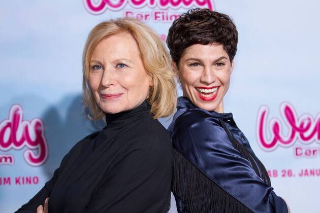 Maren Kroymann, Jasmin Gerat bei der Premiere - Wendy - am 15.01.2017 im Cinedom Kino in Köln. Premiere - Wendy -