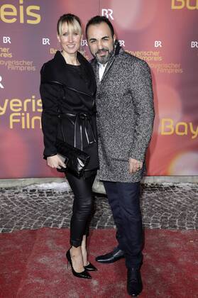 Adnan Maral mit Gattin Franziska bei der Verleihung des 38. Bayerischen Filmpreises 2016 im Prinzregententheater. München, 20.01.2017 Foto:xS.xGabschx xFuturexImage