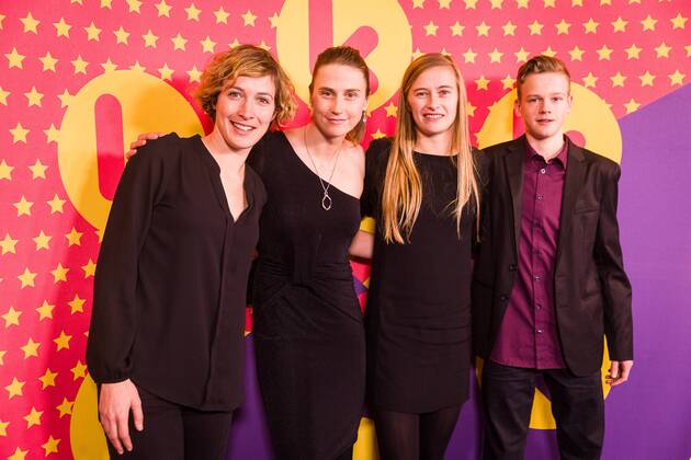 Imke Courtois (L) and friends pictured during the Gala van de Gouden K s award show, organized by Flemish children s television channel Ketnet, Saturday 04 February 2017 in Brussels.  JAMESxARTHURxGEKIERE 05040013