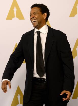 Actor Denzel Washington attends the 89th annual Academy Awards Oscar nominees luncheon at the Beverly Hilton Hotel in Beverly Hills, California on February 6, 2017.  LAP20170206022 JIMxRUYMEN