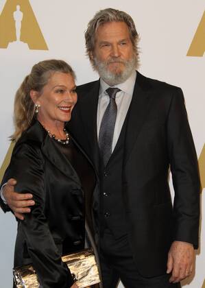 February 6, 2017 - Beverly Hills, CA, United States - 6 February 2017 - Los Angeles, California - Jeff Bridges with wife Susan Geston... 89th Oscars Nominees Luncheon held in the Grand Ballroom at the Beverly Hilton Hotel in Beverly Hills. Photo Credit: AdMedia Beverly Hills United States - ZUMAa123 20170206_zaa_a123_013 Copyright: xAdmediax