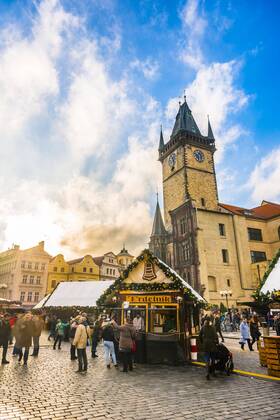 Altstädter Rathaus, Weihnachtsmarkt auf dem Altstädter Ring, Altstadt, Prag, Böhmen, Tschechien, Europa Copyright: imageBROKER/ValentinxWolf iblvfw04480690