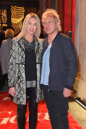 Uwe Ochsenknecht mit Freundin Kirsten Kiki Viebrock Berlinale Opening Night by Gala und UFA im Hotel Das Stue in Berlin am 09.02.2017