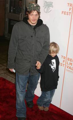 Apr 27, 2005; New York, NY, USA; Actor NORMAN REEDUS & son MINGUS at the New York premiere of The Muppets Wizard of Oz at The Fourth Annual Tribeca Film Festival held at the Tribeca Performing Arts Center. Mandatory - ZUMA 20050427_kas_k03_050 Copyright: xNancyxKaszermanx
