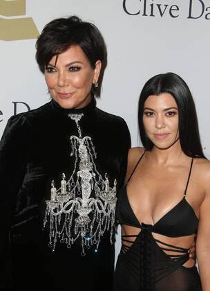 February 11, 2017 - Beverly Hills, CA, United States - 11 February 2016 - Beverly Hills, California - Kris Jenner, Kourtney Kardashian. Pre-GRAMMY Gala and Salute to Industry Icons Honoring Debra Lee held at The Beverly Hilton Hotel. Photo Credit: Faye Sadou AdMedia Beverly Hills United States - ZUMAa123 20170211_zaa_a123_218 Copyright: xFayexSadou Admediax