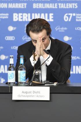 Bilder des Tages Schauspieler August Diehl bei der Pressekonferenz zum Film LE JEUNE KARL MARX THE YOUNG KARL MARX anlässlich der 67. Berlinale 67. Internationale Filmfestspiele Berlin