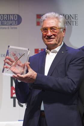 Italy: Designer Giorgetto Giugiaro receives career award Italian automobile designer Giorgetto Giugiaro receives career award at Turin Automobile Museum  MarcoxDestefanis