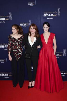 Noemie Merlant (Kleid Paul Ka, Schuhe Roger Vivier, Schmuck Cartier, Handtasche Roger Vivier, Makeup Estee Lauder) - Photocall - 42. Preisverleihung Cesar 2017 in Paris, Frankreich - 24 02 2017 JBAutissier Panoramic 
