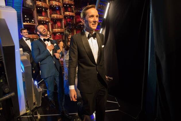 Feb 26, 2017 - Hollywood, California, U.S - ROBERT MACKENZIE backstage after accepting the Oscar® for Achievement in sound mixing, for work on Hacksaw Ridge during the live ABC Telecast of The 89th Oscars® at the Dolby® Theatre in Hollywood, CA on Sunday, February 26, 2017. Hollywood U.S - ZUMAz03_ 20170226_sho_z03_556 Copyright: xRichardxHarbaughx