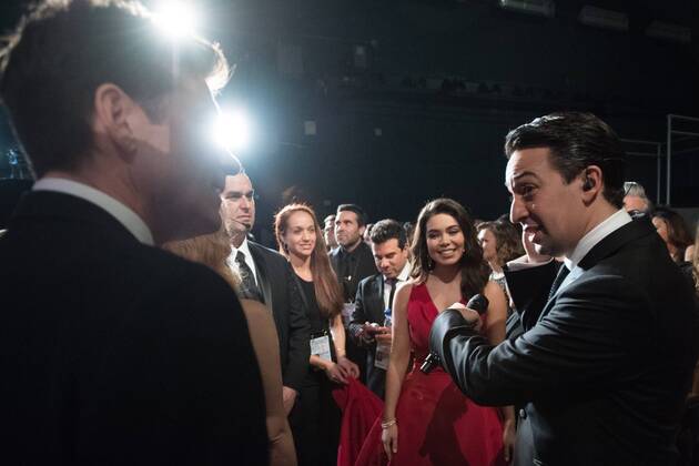Feb 26, 2017 - Hollywood, California, U.S - AULI L CRAVALHO and LIN-MANUEL MIRANDA backstage during The 89th Oscars® at the Dolby® Theatre in Hollywood, CA on Sunday, February 26, 2017. Hollywood U.S - ZUMAz03_ 20170226_sho_z03_544 Copyright: xRichardxHarbaughx