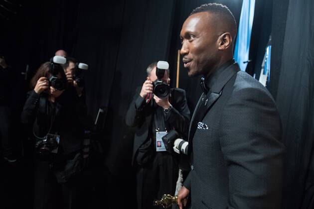 Feb 26, 2017 - Hollywood, California, U.S - MAHERSHALA ALI backstage during The 89th Oscars® at the Dolby® Theatre in Hollywood, CA on Sunday, February 26, 2017. Hollywood U.S - ZUMAz03_ 20170226_sho_z03_540 Copyright: xRichardxHarbaughx