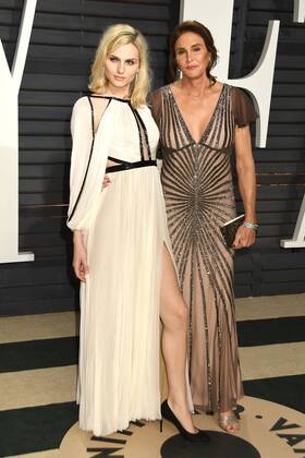 February 26, 2017 - Beverly Hills, CA, United States - 26 February 2017 - Beverly Hills, California - Andreja Pejic, Caitlyn Jenner. 2017 Vanity Fair Oscar Party held at the Wallis Annenberg Center. Photo Credit: AdMedia Beverly Hills United States - ZUMAa123 20170226_zaa_a123_963 Copyright: xByronxPurvisx