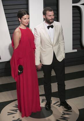 February 27, 2017 - Beverly Hills, California, U.S - Amelia Warner & Jamie Dornan on the red carpet at the 2017 Vanity Fair Oscar Party held at the Wallis Annenberg Center in Beverly Hills, California, Sunday February 26, 2017. JAVIER ROJAS PI Beverly Hills U.S. - ZUMAp124 20170227_zaa_p124_148 Copyright: xPrensaxInternacionalx