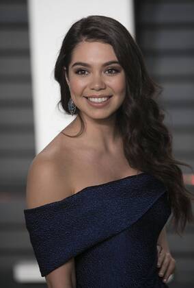 February 27, 2017 - Beverly Hills, California, U.S - Auli i Cravalho on the red carpet at the 2017 Vanity Fair Oscar Party held at the Wallis Annenberg Center in Beverly Hills, California, Sunday February 26, 2017. JAVIER ROJAS PI Beverly Hills U.S. - ZUMAp124 20170227_zaa_p124_165 Copyright: xPrensaxInternacionalx