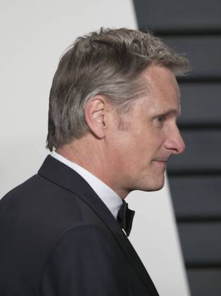 February 27, 2017 - Beverly Hills, California, U.S - Viggo Mortensen on the red carpet at the 2017 Vanity Fair Oscar Party held at the Wallis Annenberg Center in Beverly Hills, California, Sunday February 26, 2017. Beverly Hills U.S. - ZUMAp124 20170227_zaa_p124_177 Copyright: xJavierxRojasx