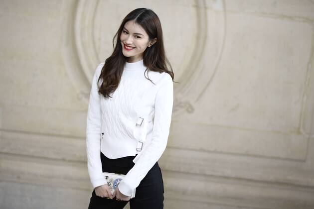 216031 Valentin Paoli Starface 2017-03-03 Paris France Paris Fashion Week. Defile PAP Automne-hiver 2017 DIOR. Arrivees. Paris Fashion Week. Arrivals at Dior Show. Gallagher, Anais Copyright: xValentinxPaolix xStarfacex STAR_216031_012