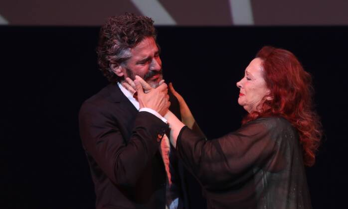 March 18, 2017 - MaLaga, Andalucia, EspaÃ‚Â±a - Argentinian actor Leonardo Sbaraglia (R), accompained by his mother Roxana Randon, speaks after receiving the Malaga-Sur Award during the 20th Edition of the Malaga Film Festival of Spanish Cinema at Cervantes Theater in Malaga, Spain, 18 March 2017 - ZUMAc161 20170318_zap_c161_013 Copyright: xLorenzoxCarnerox