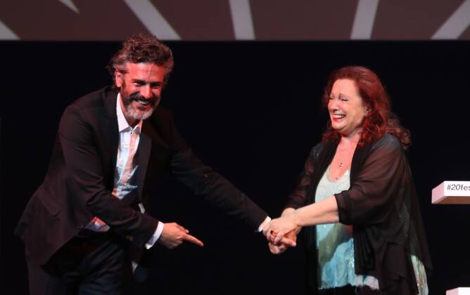 March 18, 2017 - MaLaga, Andalucia, EspaÃ‚Â±a - Argentinian actor Leonardo Sbaraglia (R), accompained by his mother Roxana Randon, speaks after receiving the Malaga-Sur Award during the 20th Edition of the Malaga Film Festival of Spanish Cinema at Cervantes Theater in Malaga, Spain, 18 March 2017 - ZUMAc161 20170318_zap_c161_009 Copyright: xLorenzoxCarnerox