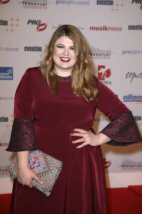Alina Wichmann bei der 12. Verleihung des PRG Live Entertainment Award in der Festhalle Frankfurt. Frankfurt am Main, 03.04.2017 Foto:xS.xGabschx xFuturexImage