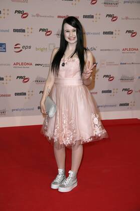 Jamie-Lee Kriewitz bei der 12. Verleihung des PRG Live Entertainment Award in der Festhalle Frankfurt. Frankfurt am Main, 03.04.2017 Foto:xS.xGabschx xFuturexImage