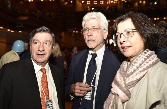 06.04.2017 xkhx, Athen Impressionen, documenta 14 Athen Mayors of Athens Giorgos Kaminis und Oberbürgermeister Kassel Bertram Hilgen und Ehefrau Margit Berghof