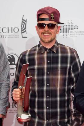 Berlin, Germany 06.04.2017, Echo 2017 Deutscher Musikpreis, Echo fuer HIP -Hop Urban national geht an, Beginner, Jan Delay ( DeFodi001