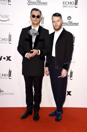 Theo Hutchcraft, Adam Anderson (Hurts) bei der 26. Verleihung des Deutschen Musikpreises Echo 2017 in der Messe Berlin. Berlin, 06.04.2017 Foto:xF.xKernx xFuturexImage