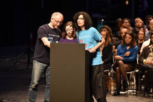 06.04.2017 xkhx, Athen Impressionen, documenta 14 Athen Friends of Halit Berliner Künstlerin Natascha Sadr Haghighian und Serdar Kazak, Society of Friends of Halit