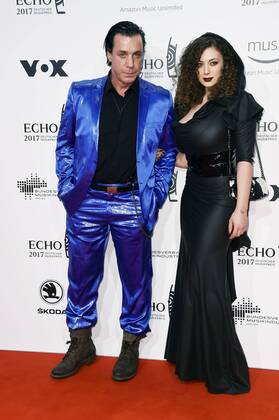 Till Lindemann (Rammstein) mit Freundin Leila Lowfire bei der 26. Verleihung des Deutschen Musikpreises Echo 2017 in der Messe Berlin. Berlin, 06.04.2017 Foto:xF.xKernx xFuturexImage
