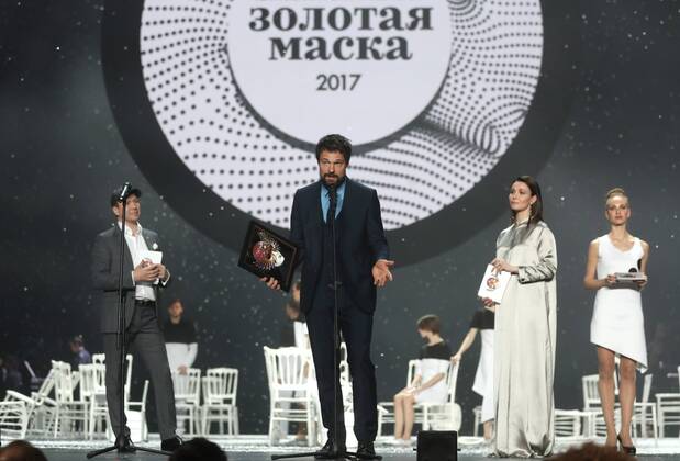 MOSCOW, RUSSIA - APRIL 19, 2017: Russian actor Danila Kozlovsky accepts an award for Drama Best Actor for Hamlet, Maly Drama Theatre - Theatre of Europe, St Petersburg, at the 2017 Golden Mask award ceremony at the Stanislavsky and Nemirovich-Danchenko Moscow Music Theatre. Valery Sharifulin TASS  TS048DFE