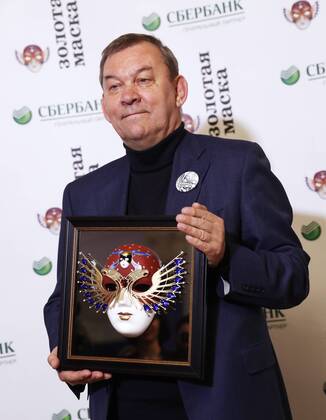 MOSCOW, RUSSIA - APRIL 19, 2017: Bolshoi Theatre Director Vladimir Urin poses with an award for Opera Best Production for Rodelinda at the 2017 Golden Mask award ceremony at the Stanislavsky and Nemirovich-Danchenko Moscow Music Theatre. Artyom Geodakyan TASS  TS048E0B