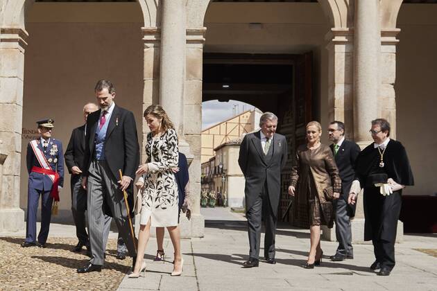 April 20, 2017 - Alcala De Henares, Madrid, Spain - King Felipe VI of Spain, Queen Letizia of Spain attended Cervantes Award to Eduardo Mendoza at the Alcala de Henares University on April 20, 2017 in Alcala de Henares, near of Madrid, Spain Alcala De Henares Spain  - ZUMAg15_ 20170420_zaf_g15_009 Copyright: xJackxAbuinx