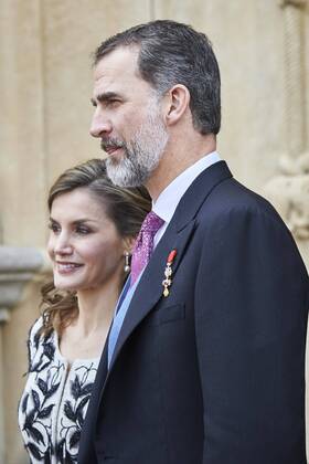 April 20, 2017 - Alcala De Henares, Madrid, Spain - King Felipe VI of Spain, Queen Letizia of Spain attended Cervantes Award to Eduardo Mendoza at the Alcala de Henares University on April 20, 2017 in Alcala de Henares, near of Madrid, Spain Alcala De Henares Spain  - ZUMAg15_ 20170420_zaf_g15_061 Copyright: xJackxAbuinx