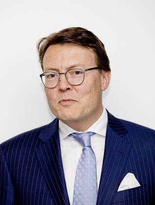 22-04-2017 Amsterdam Prince Constantijn and Princess Laurentien with Burhan Ozbilici during the World Press Photo 2016 award at the muziekgebouw ’t IJ in Amsterdam.  Copyright: xppe nieboerx