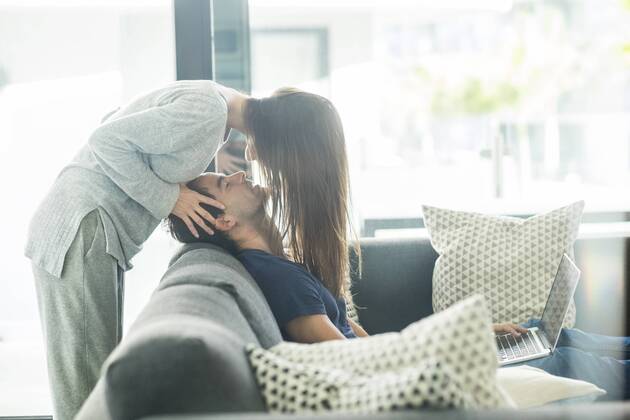 Young couple in love at home model released Symbolfoto property released  SIPF01554
