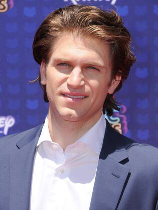 April 29, 2017 - Los Angeles, CA, United States - 29 April 2017 - Los Angeles, California - Keegan Allen. 2017 Radio Disney Music Awards held at Microsoft Theater in Los Angeles. Photo Credit: AdMedia Los Angeles United States - ZUMAa123 20170429_zaa_a123_217 Copyright: xBirdiexThompsonx