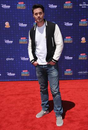 April 29, 2017 - Los Angeles, CA, United States - 29 April 2017 - Los Angeles, California - Brett Dalton. 2017 Radio Disney Music Awards held at Microsoft Theater in Los Angeles. Photo Credit: AdMedia Los Angeles United States - ZUMAa123 20170429_zaa_a123_238 Copyright: xBirdiexThompsonx
