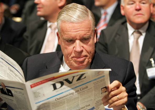 Klaus-Michael KUEHNE , Praesident des Verwaltungsrats und Mehrheitsaktionaer der Kuehne & Nagel International AG . Berlin , 19.10.2005 , Berlin Deutschland Copyright: xThomasxKoehxlerx