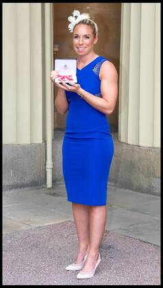 . 12 05 2017. London, United Kingdom. Investitures at Buckingham Palace. Susannah Townsend, hockey player awarded an MBE by the Duke of Cambridge at the Investiture ceremony at Buckingham Palace.  xPetexMaclainex xi-Imagesx IIM-15106-0044